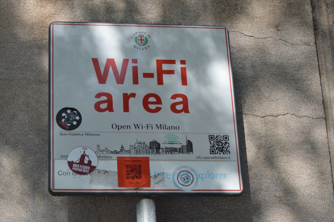 Instalación y funcionamiento de punto acceso WiFi empresa para Barcelona